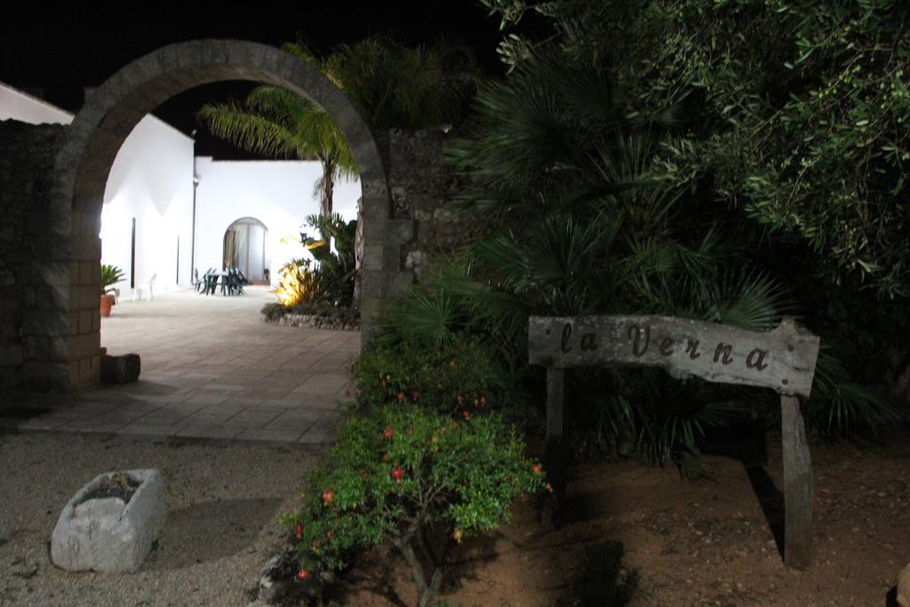 Azienda Agrituristica Masseria La Verna Patu Bagian luar foto